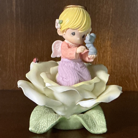 Precious Moments Other - Precious Moments Yellow Rose of Friendship Expressive Blossoms 1999 PMI